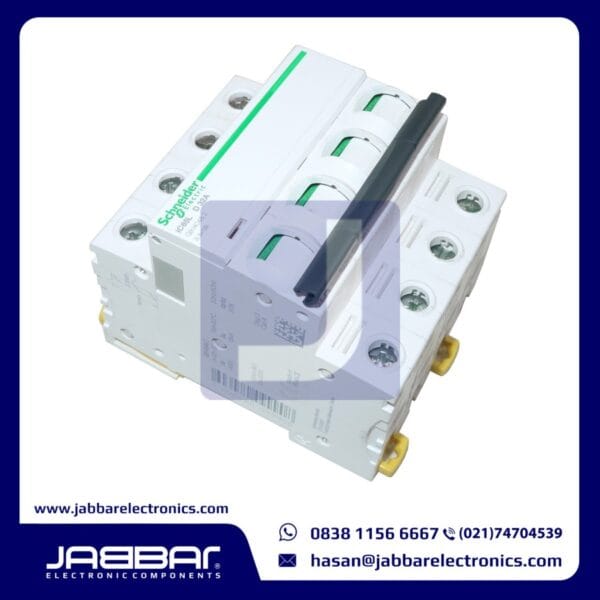 iCL65L D 32 A BREAKER 4 PHASE