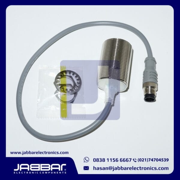 E2EM-X15X1-M1J 12 to 24VDC 0.3m Proximity Sensor