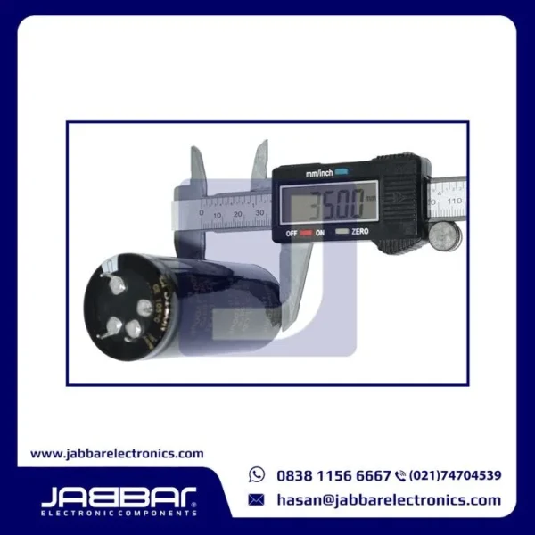 4700uF 200V 105C DIP4 (L= 8.1 cm W= 3.5 cm)